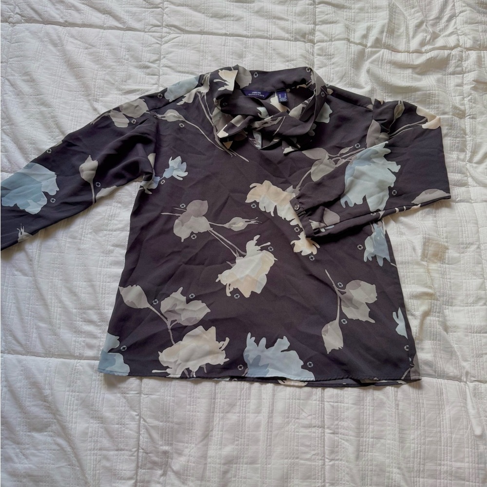 Chase Land’s End floral blouse